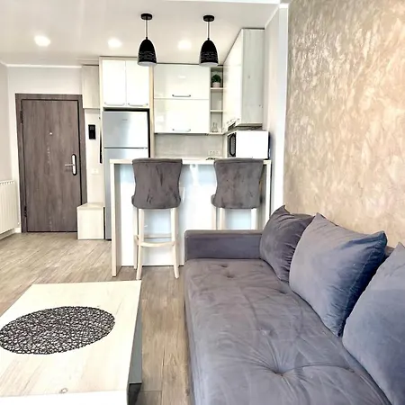 Almiro 12 Apartment